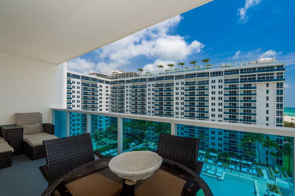 Roney Palace #1111