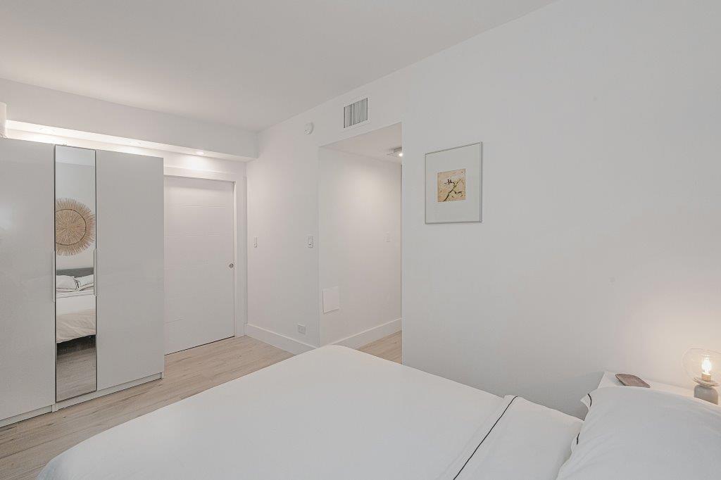 Roney Palace #1115