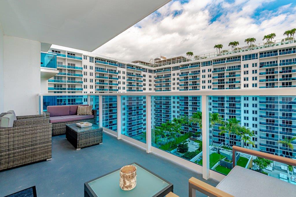 Roney Palace #1115