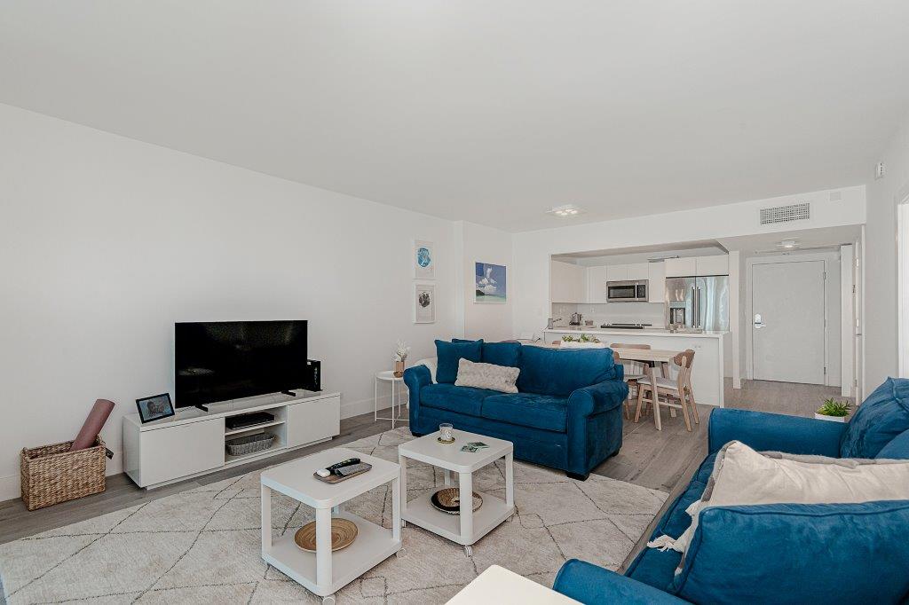 Roney Palace #1115