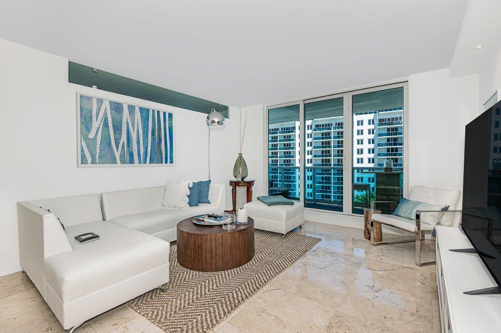 Roney Palace #1117