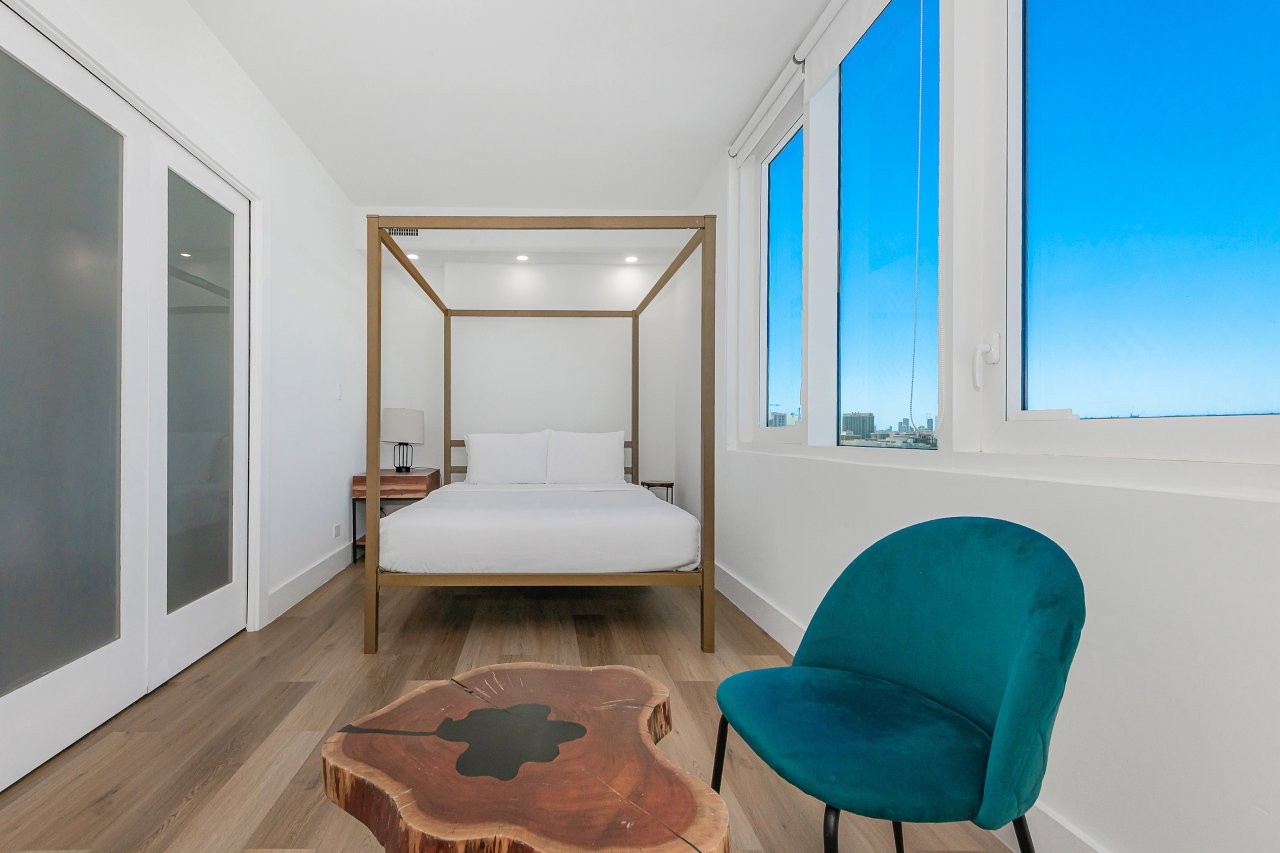 Roney Palace #1135
