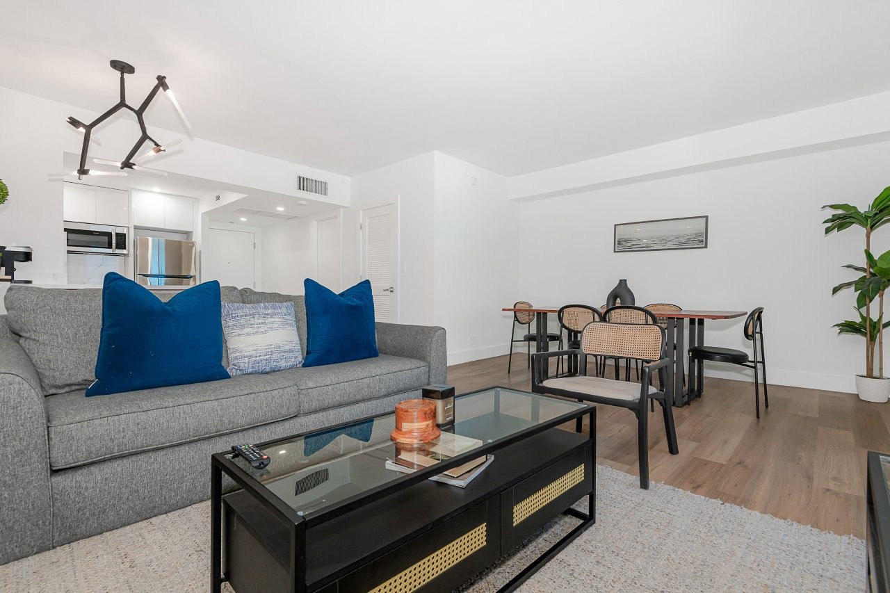 Roney Palace #1135