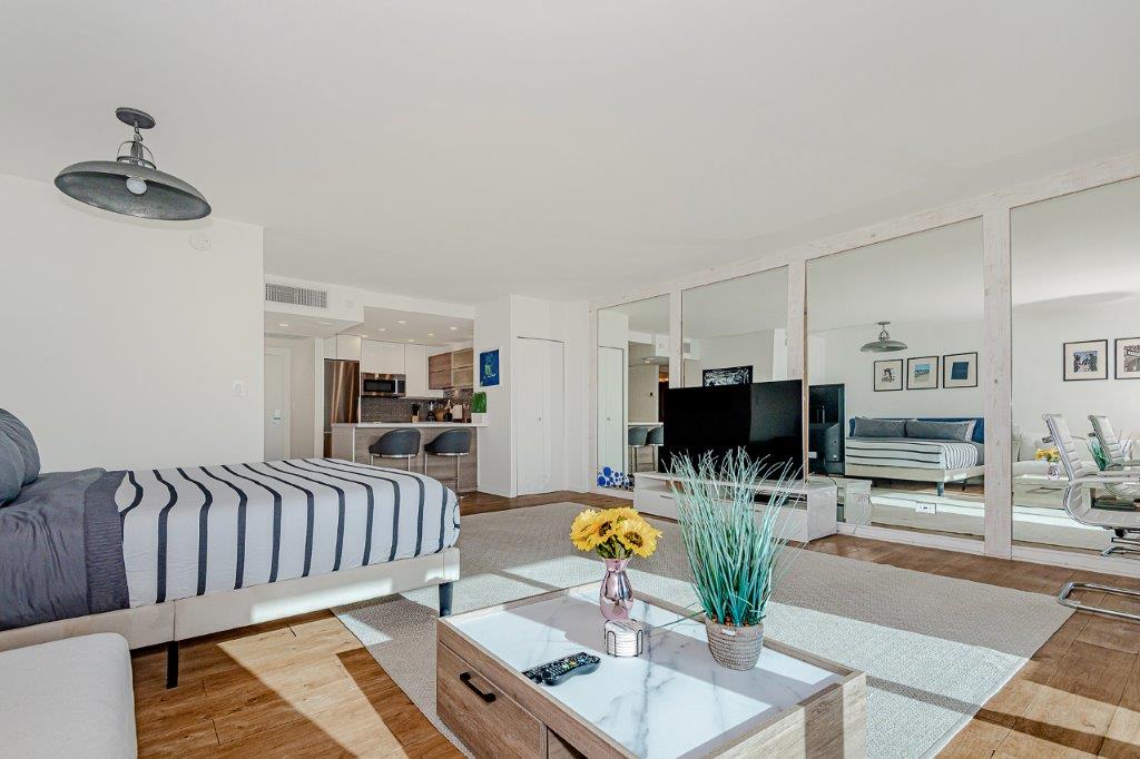 Roney Palace #1230