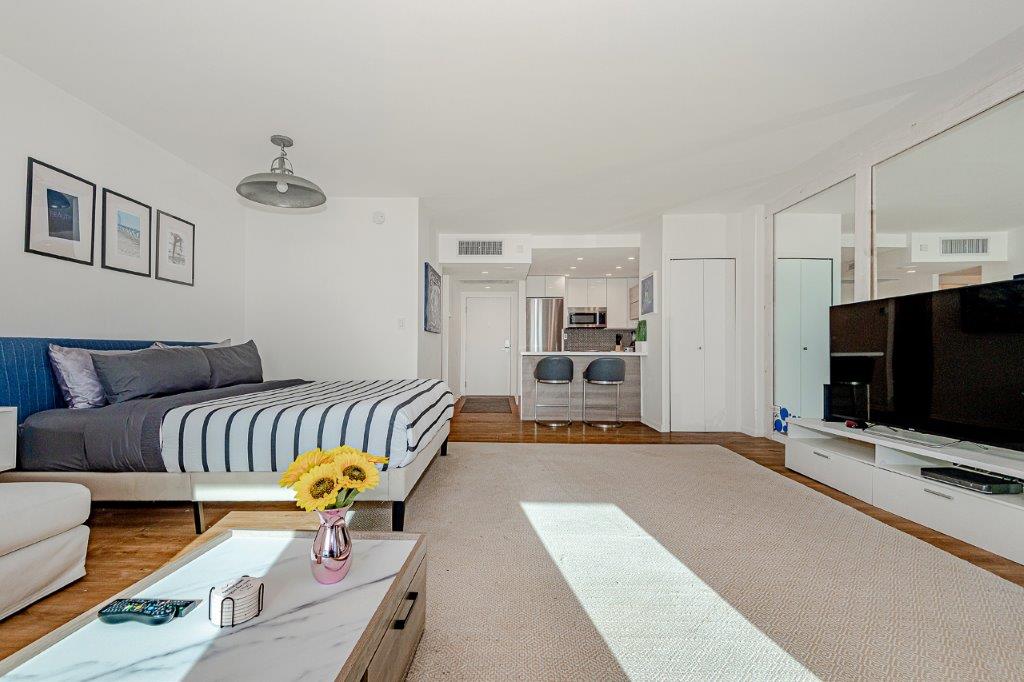 Roney Palace #1230