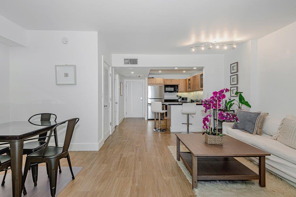 #1242 - Roney Palace — photo 10