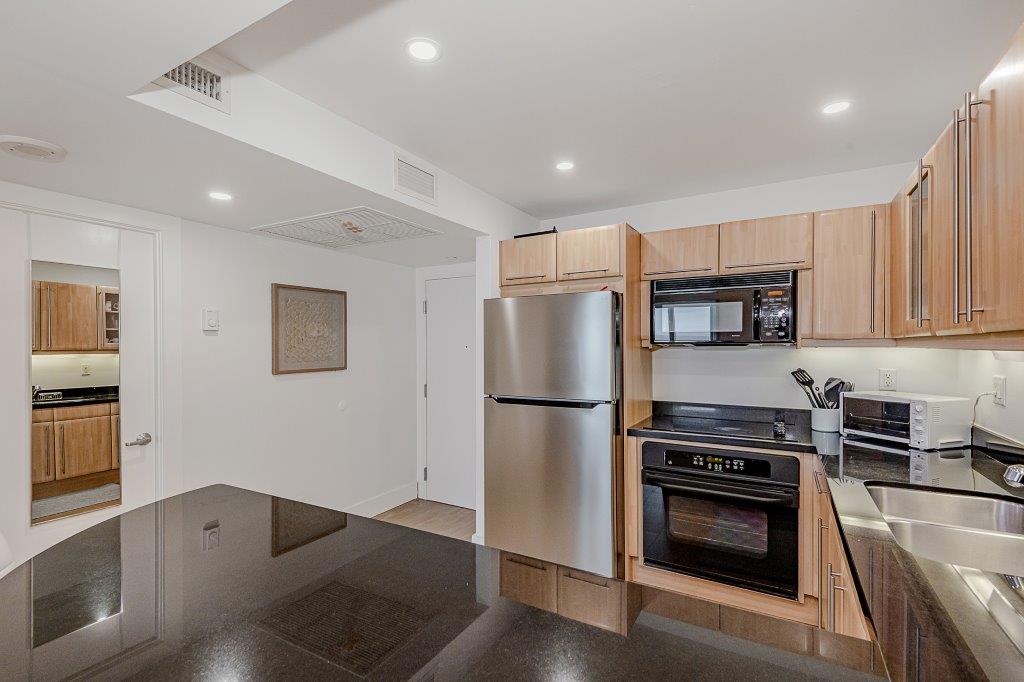 #1242 - Roney Palace — photo 17