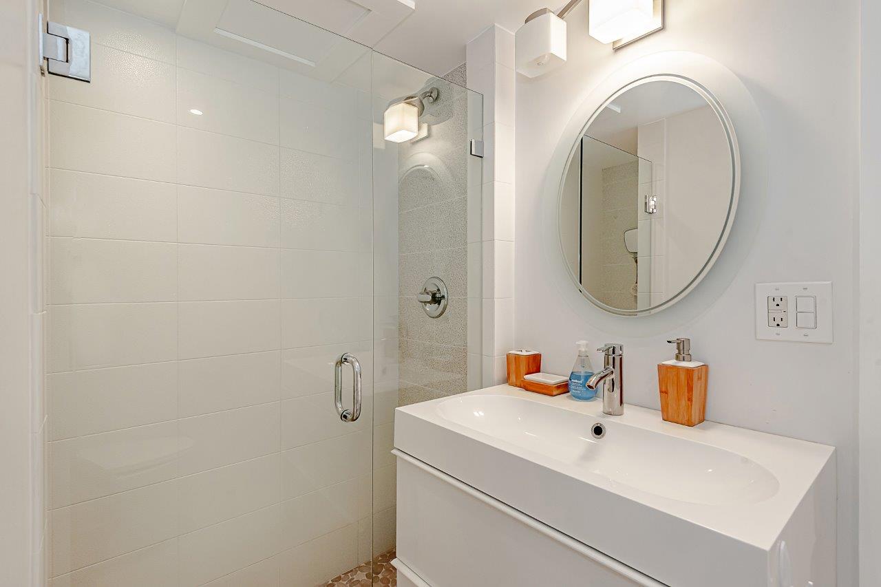 Roney Palace #1416