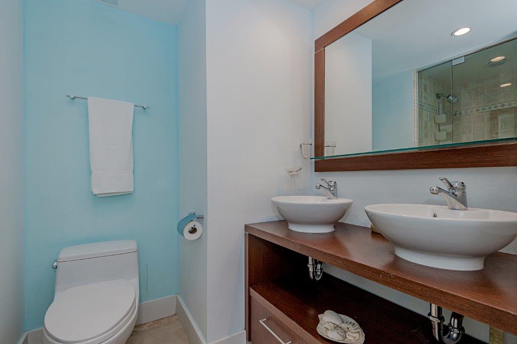 Roney Palace #1506