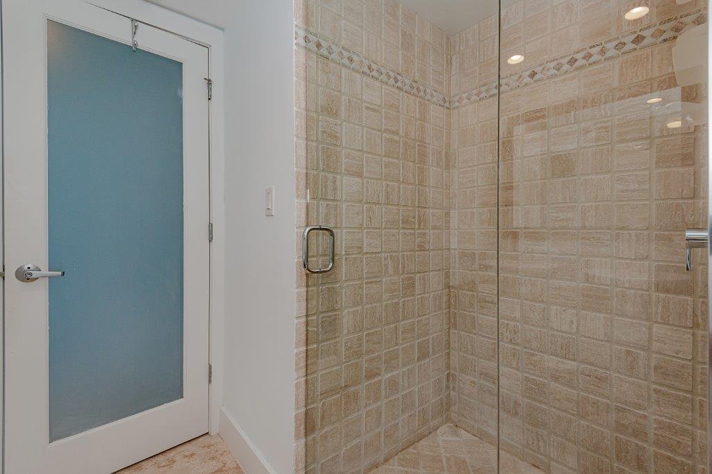 Roney Palace #1506
