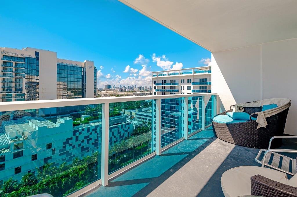 Roney Palace #1506