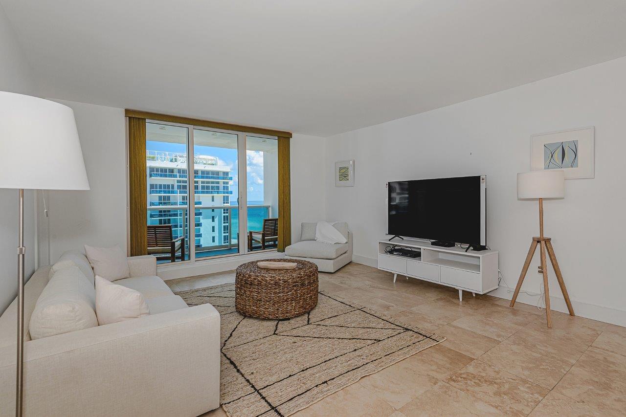 Roney Palace #1515