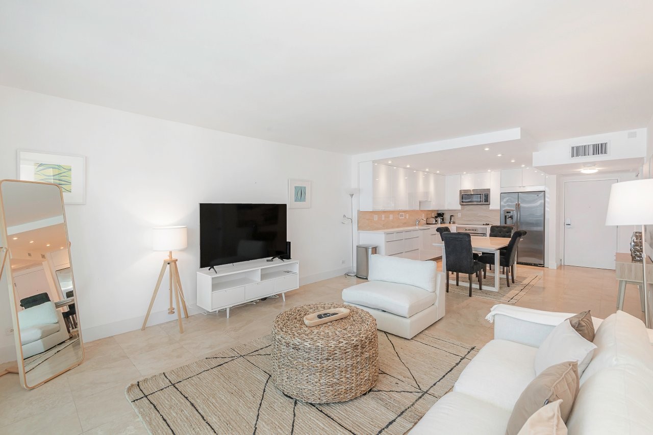 Roney Palace #1515