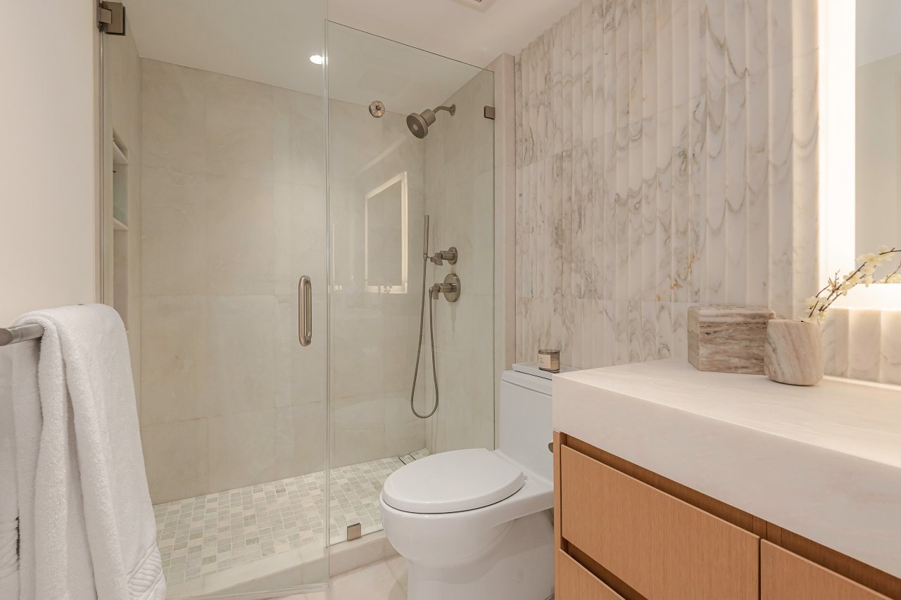 Roney Palace #1527