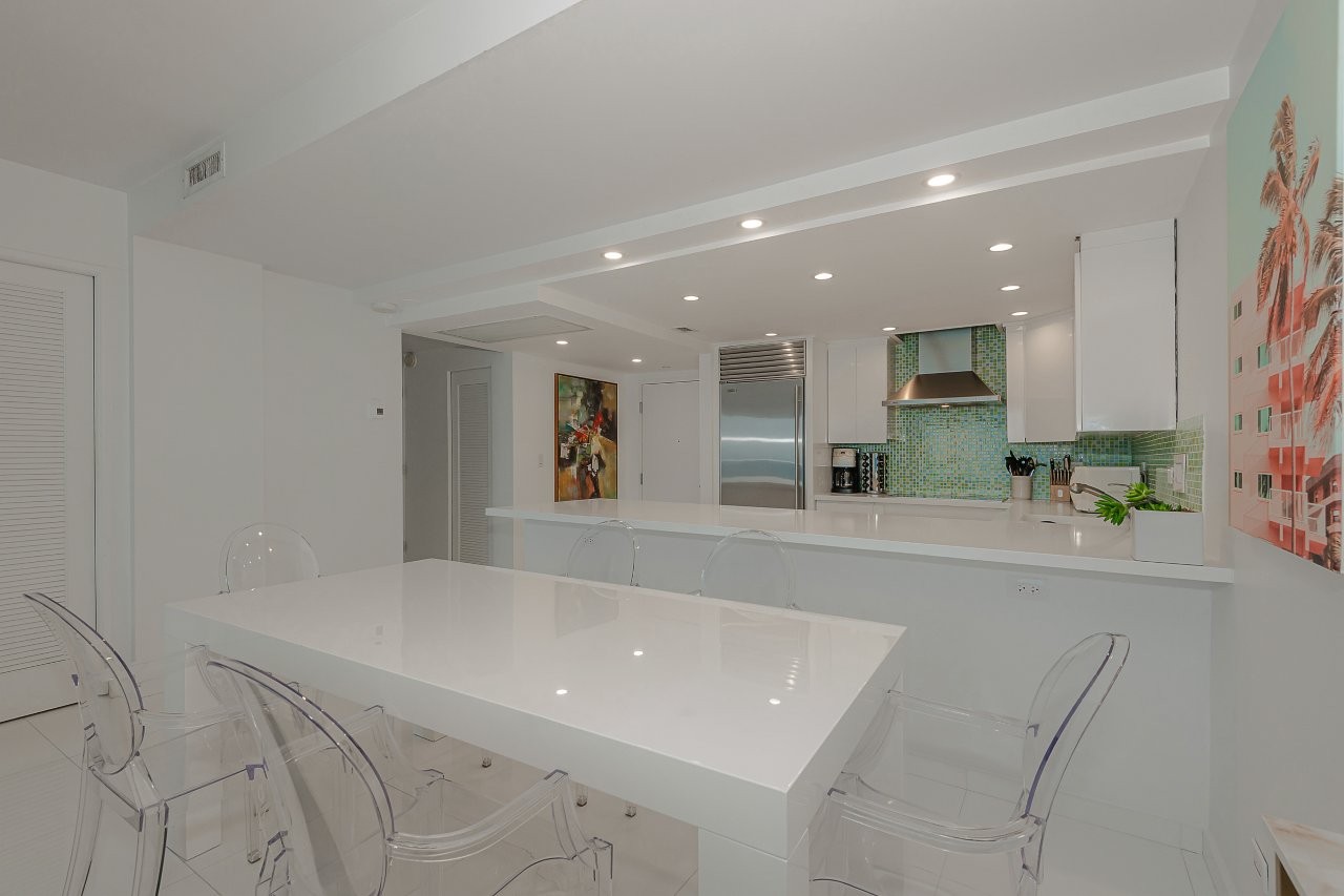 Roney Palace #1538