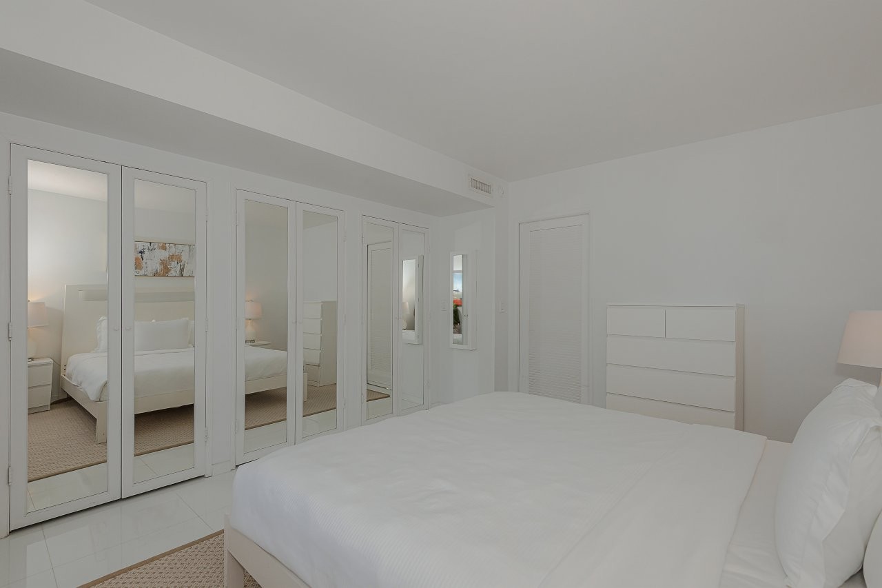 Roney Palace #1538