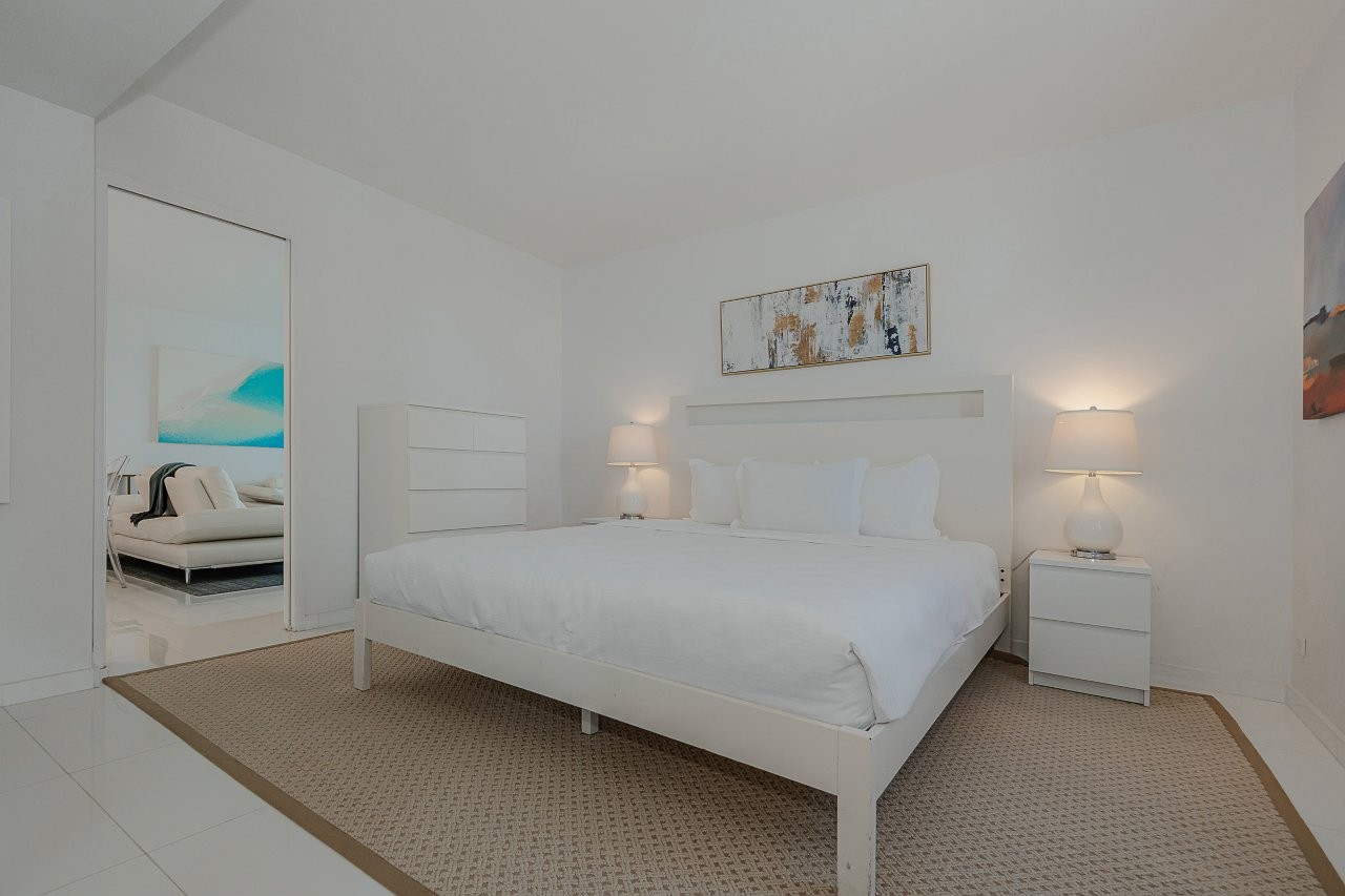 Roney Palace #1538