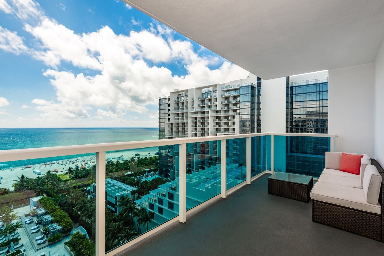 Roney Palace #1538