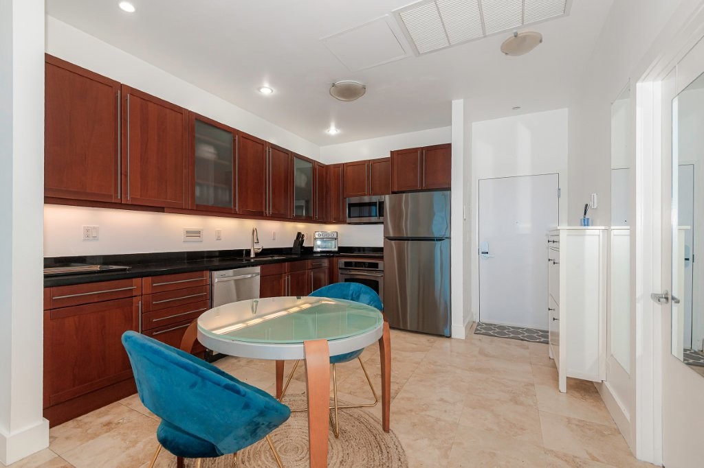 Roney Palace #1629