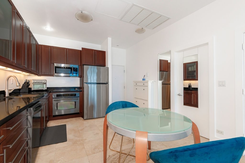 Roney Palace #1629
