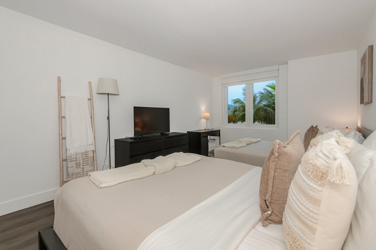 Roney Palace #333