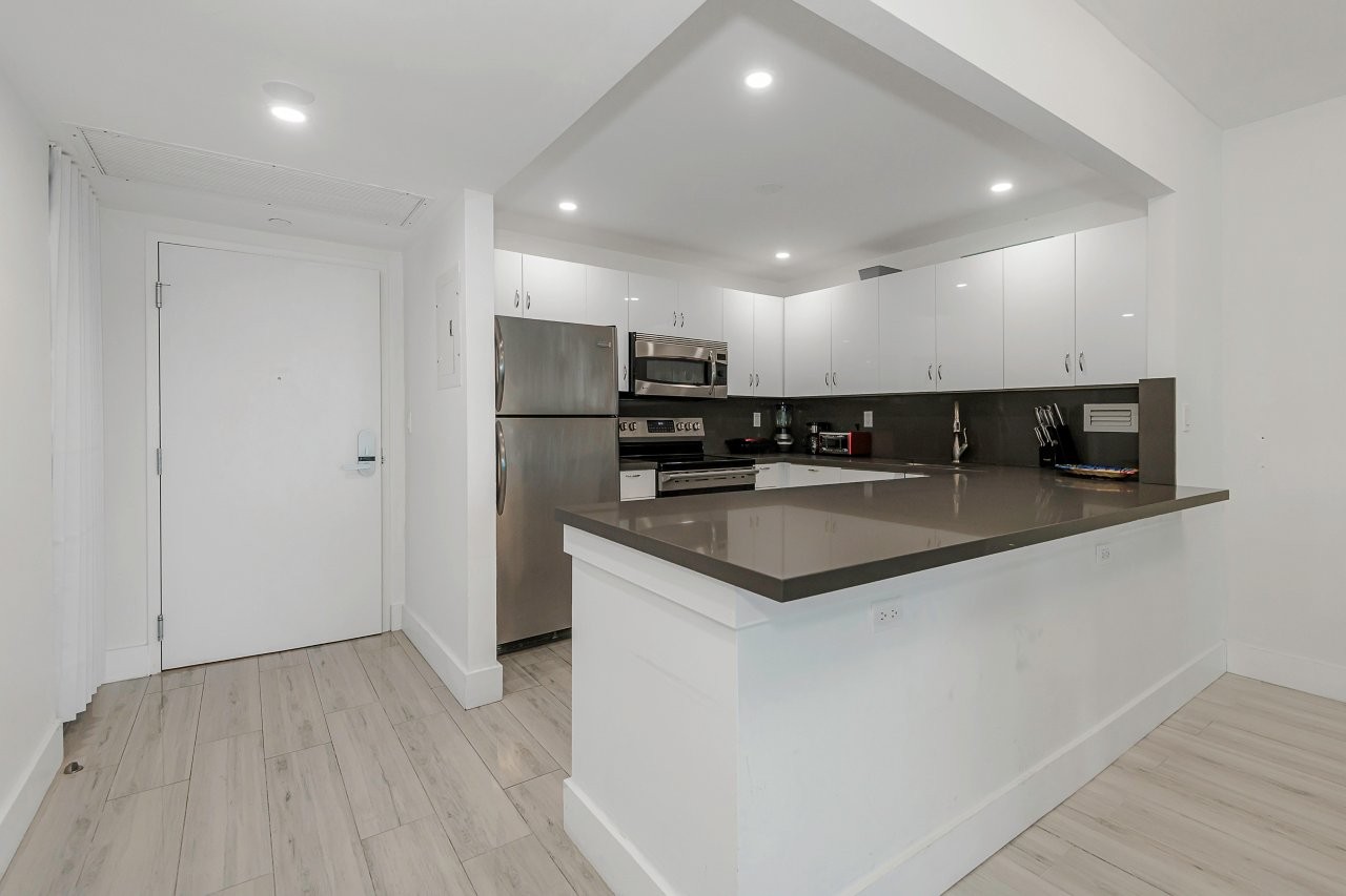Roney Palace #534