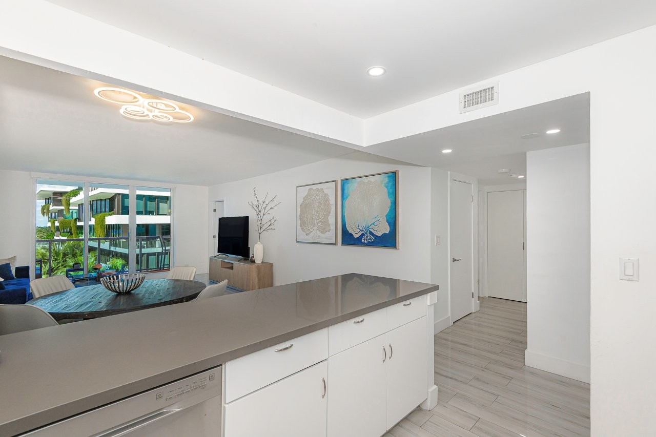 Roney Palace #534