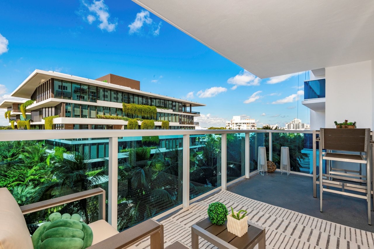 Roney Palace #534