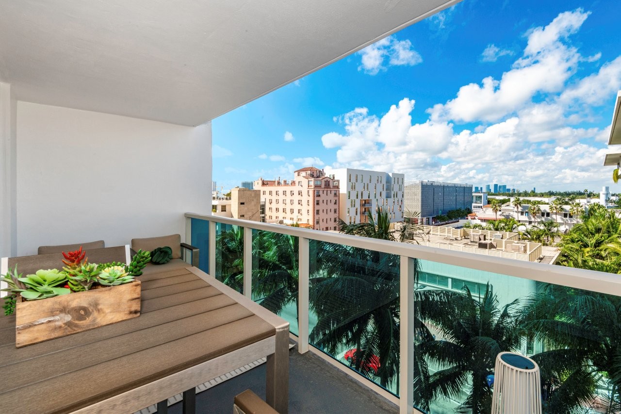Roney Palace #534