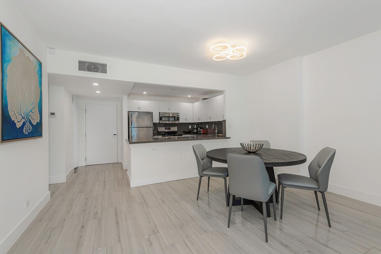 Roney Palace #534