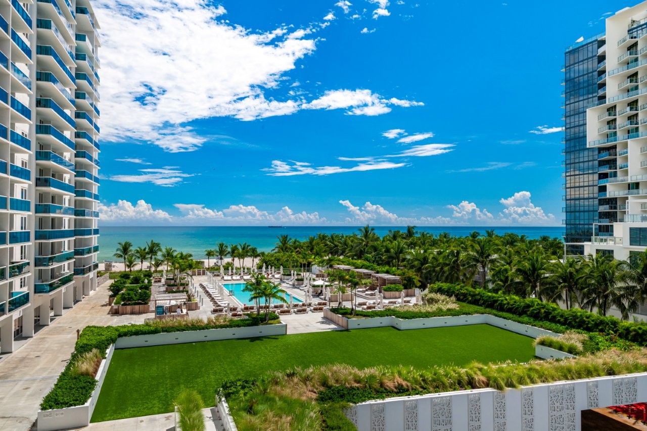 Roney Palace #541