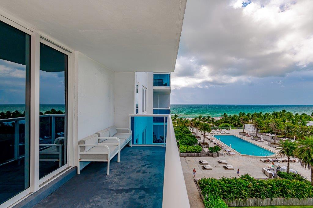 Roney Palace #604