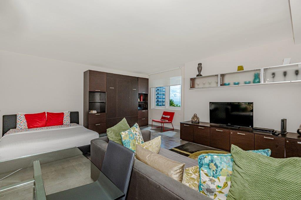 Roney Palace #723