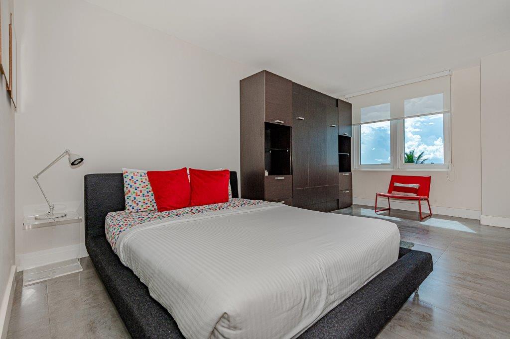 Roney Palace #723