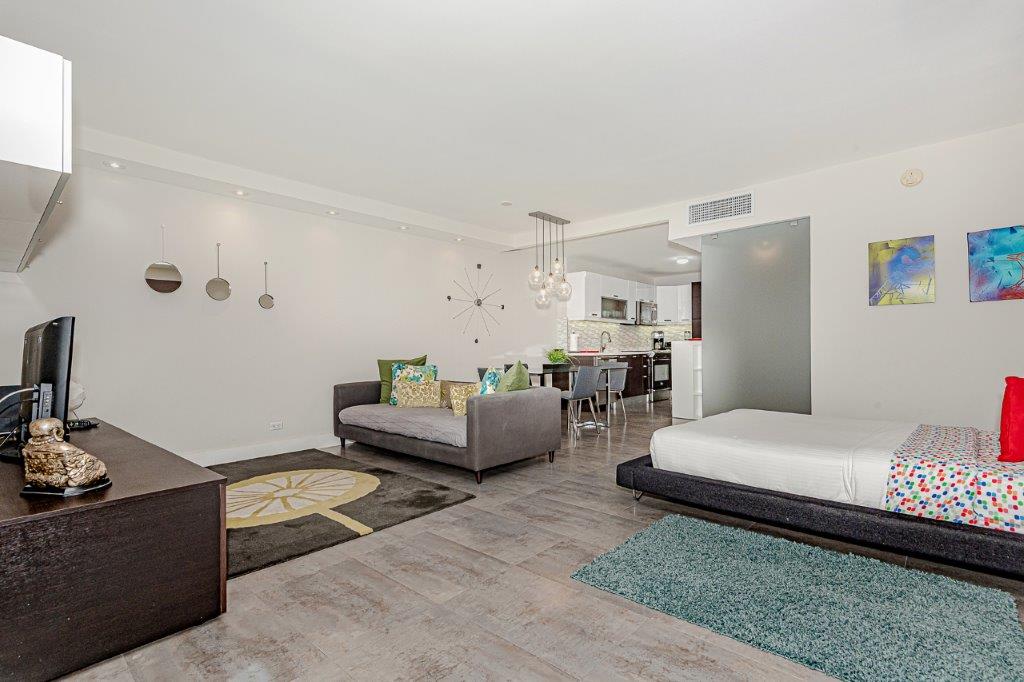 Roney Palace #723