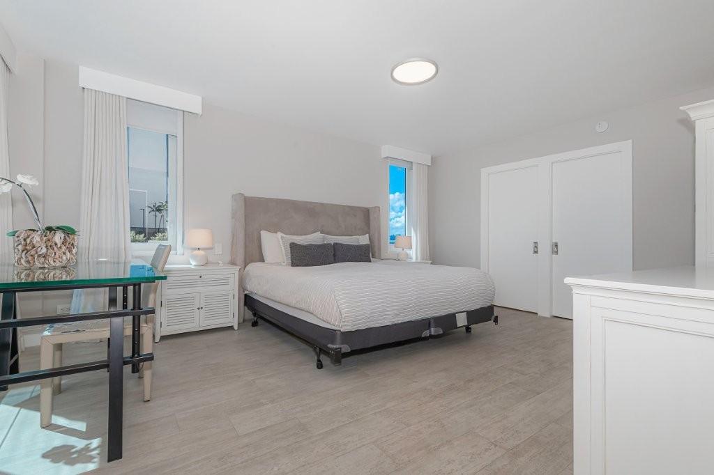 Roney Palace #738