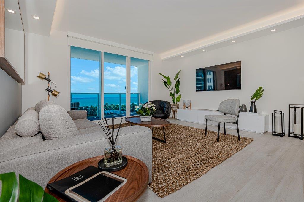 Roney Palace #739