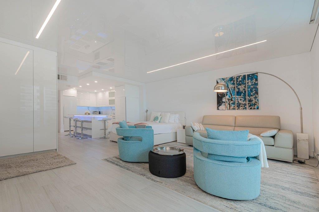 Roney Palace #811