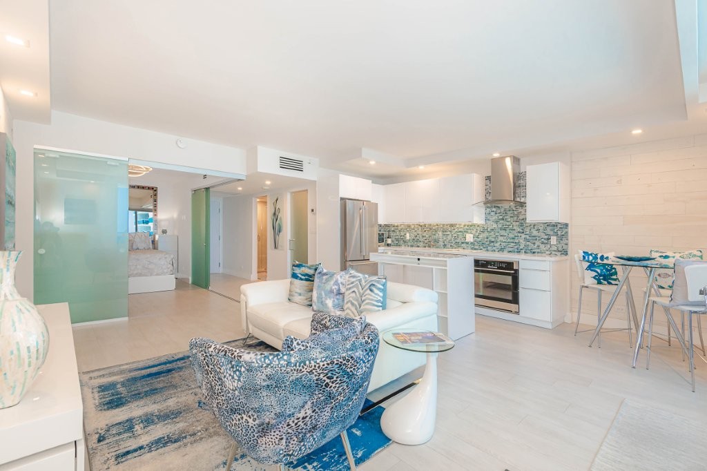 Roney Palace #941