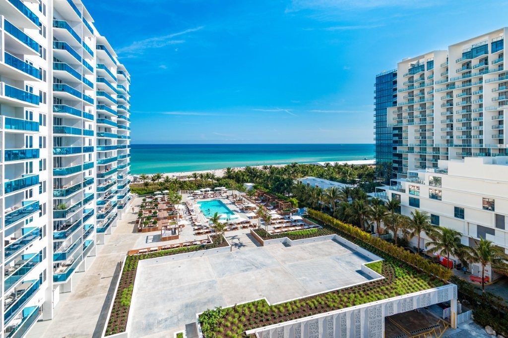 Roney Palace #941