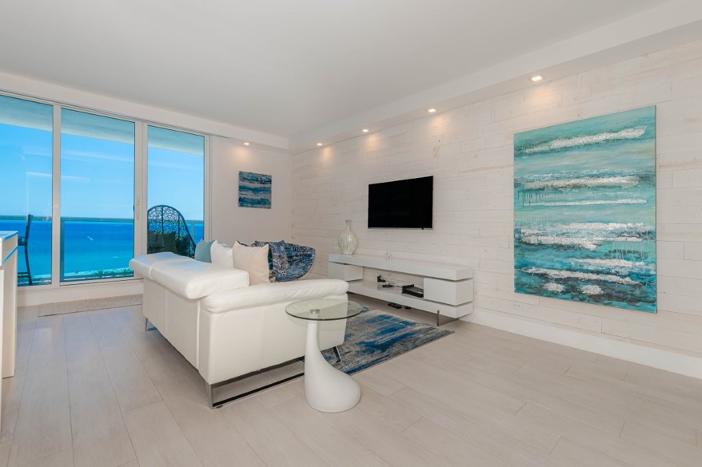 Roney Palace #941
