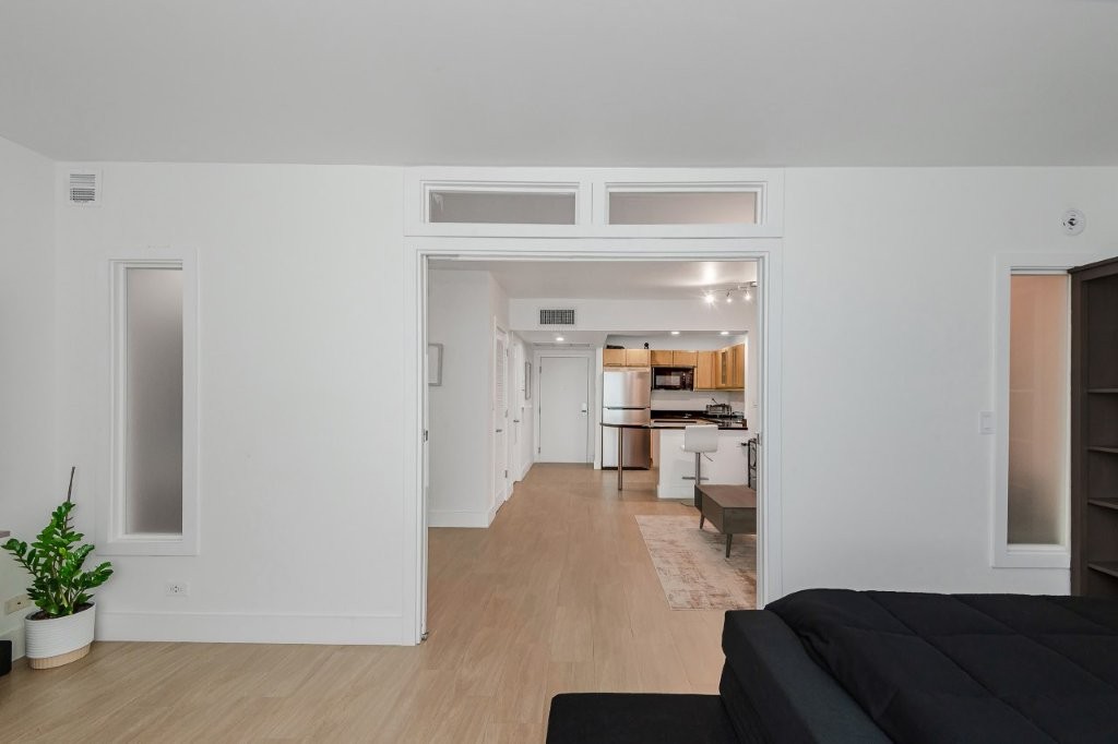 #1242 - Roney Palace — photo 13