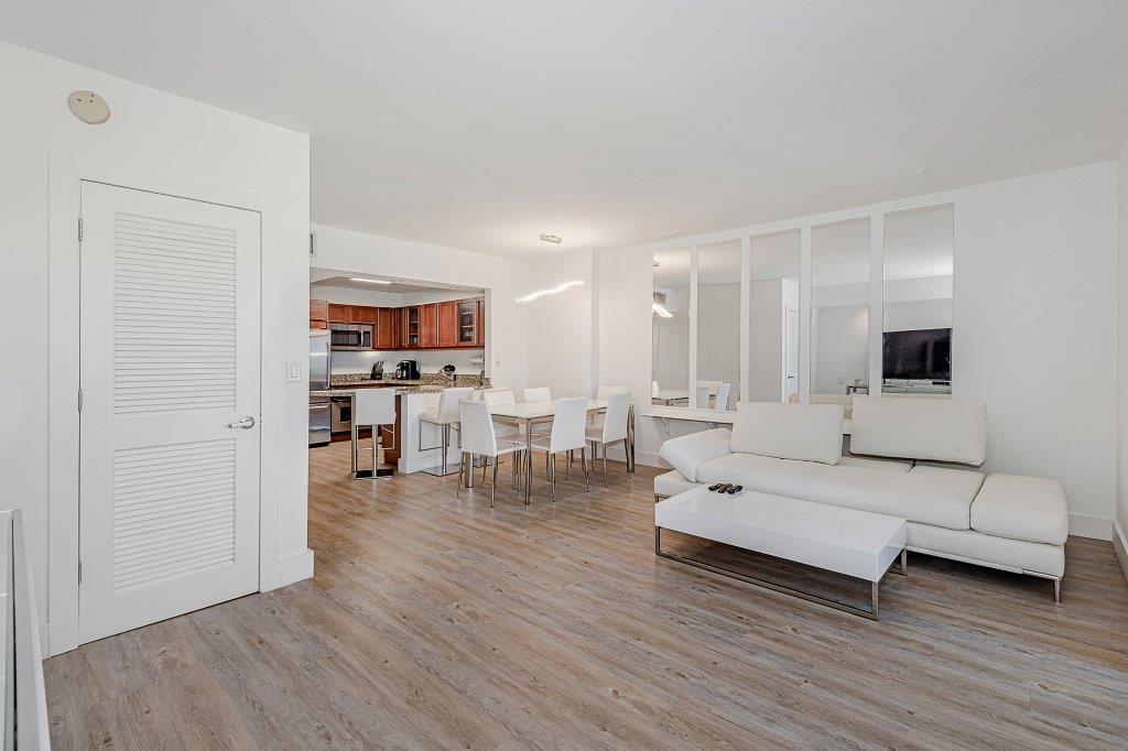 Roney Palace #1528