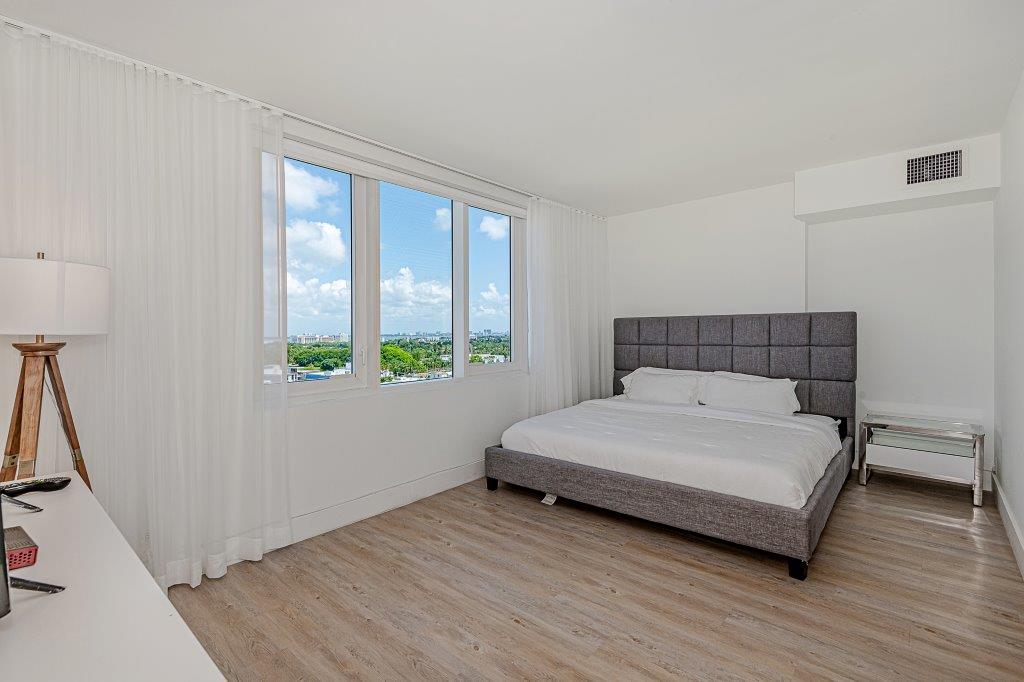 Roney Palace #1528