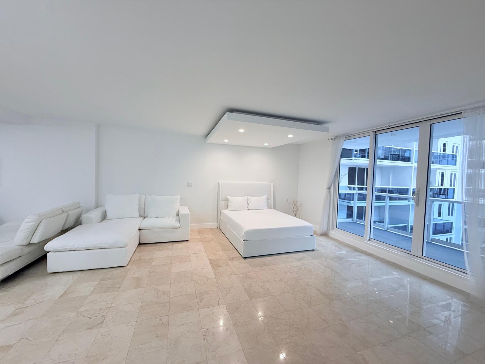 #621 - Roney Palace — photo 9